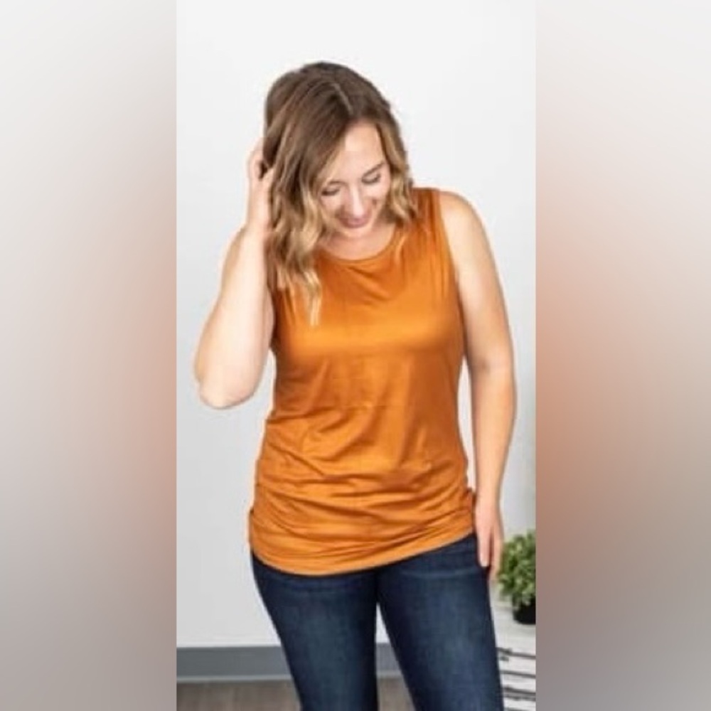 NWT Michelle Mae Solid Color Gold Fitted Sleeveless Top Size XS